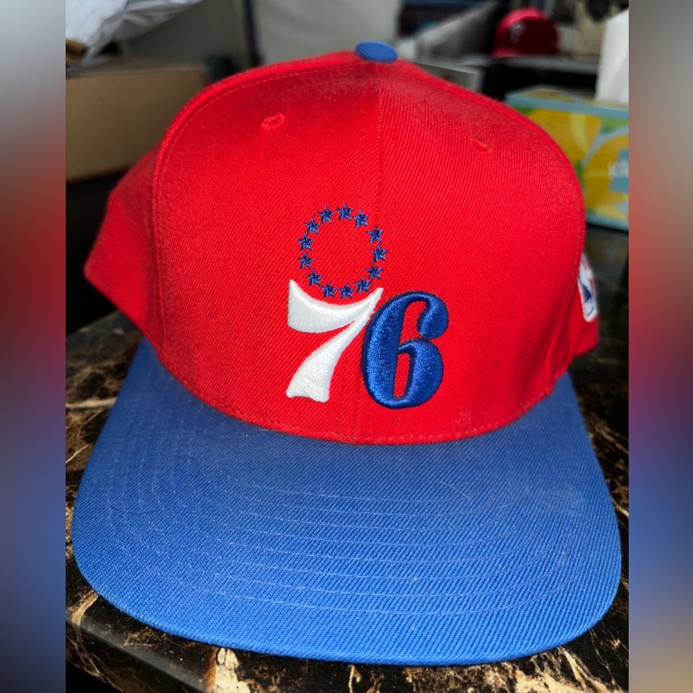 Mitchell & Ness Philadelphia 76ers SnapBack